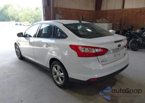 2013 Ford Focus Se z USA, uszkodzony, nr VIN 1FADP3F23DL193309